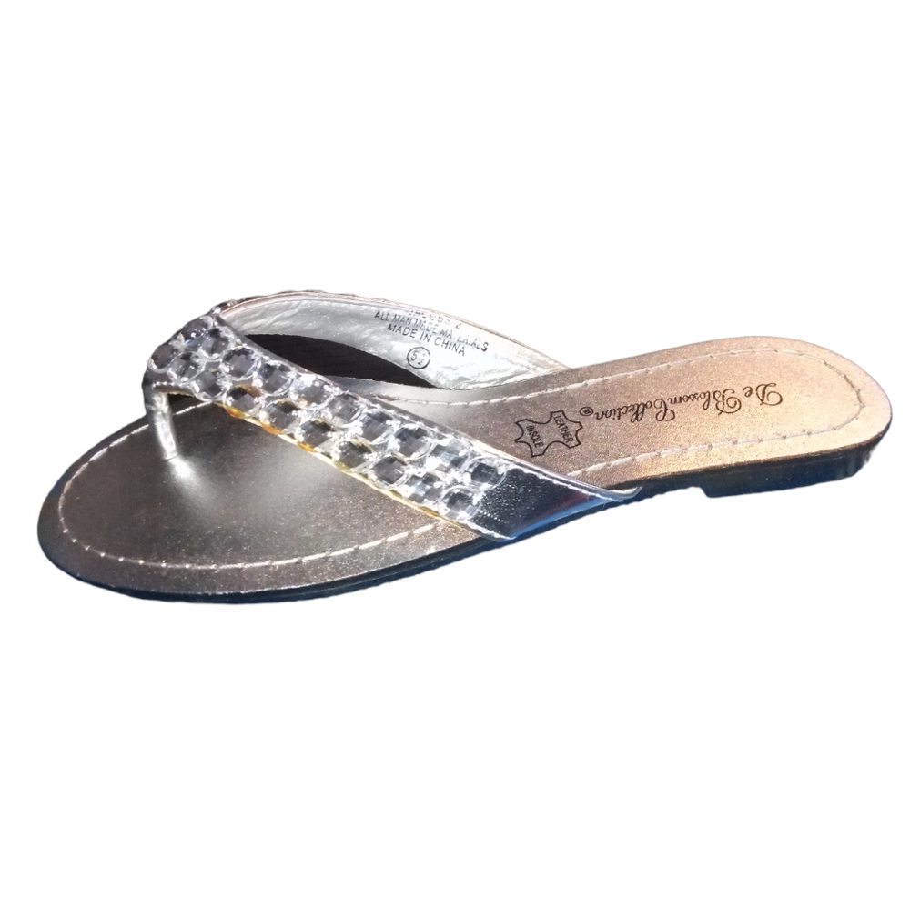 Silver sandles